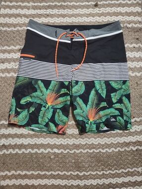 Quiksilver Men’s Black Tropical Stripe Boardshorts with Orange Drawstring